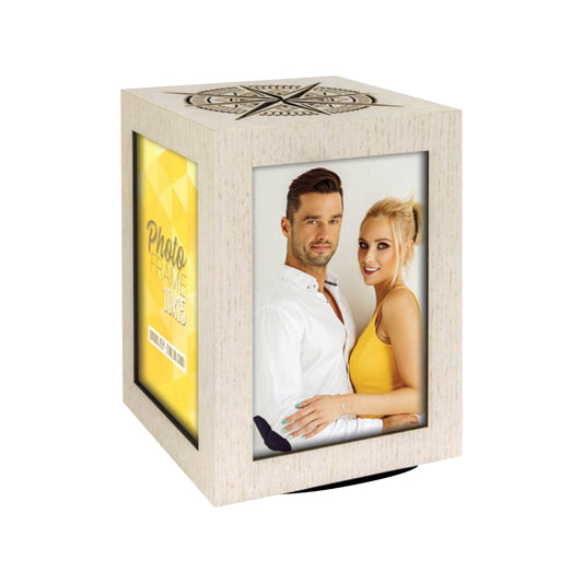 Foto Cubo Rotante in Legno - Portafoto Multiplo da Tavolo 10x15