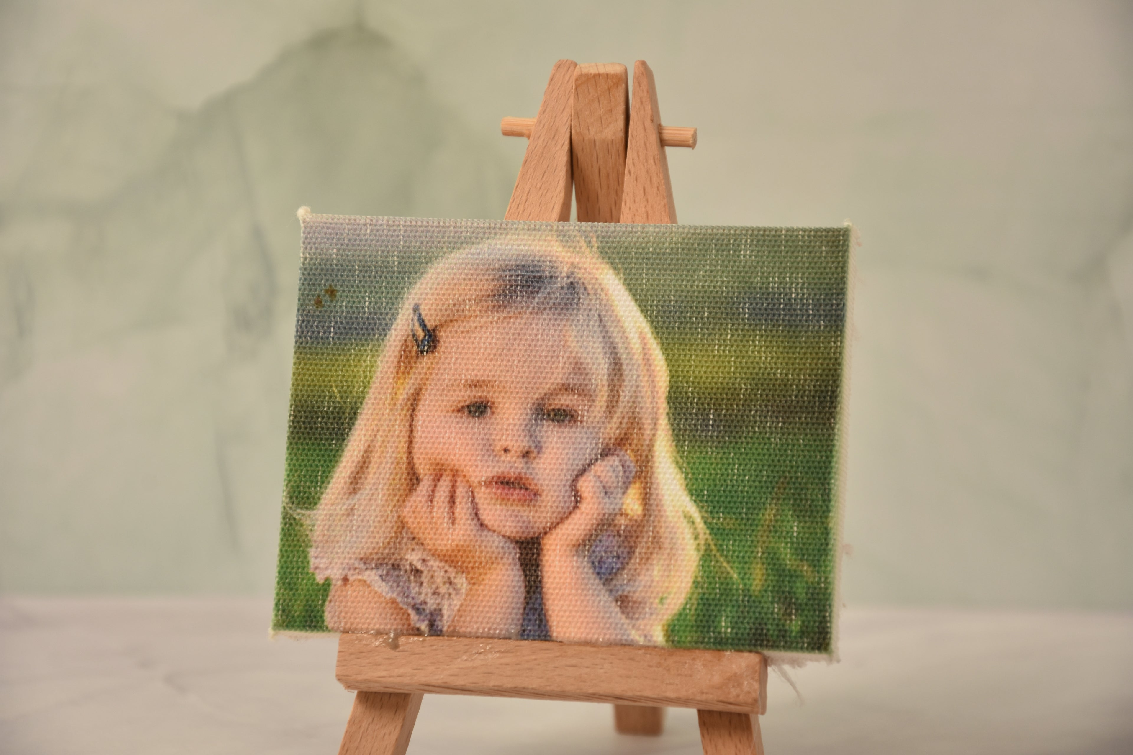 Mini Tela Portafoto con Cavalletto - Decorazione da Tavolo Originale
