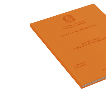 Tesi di laurea FotoGrafica con copertina rigida arancione e stampa dorata personalizzata per università