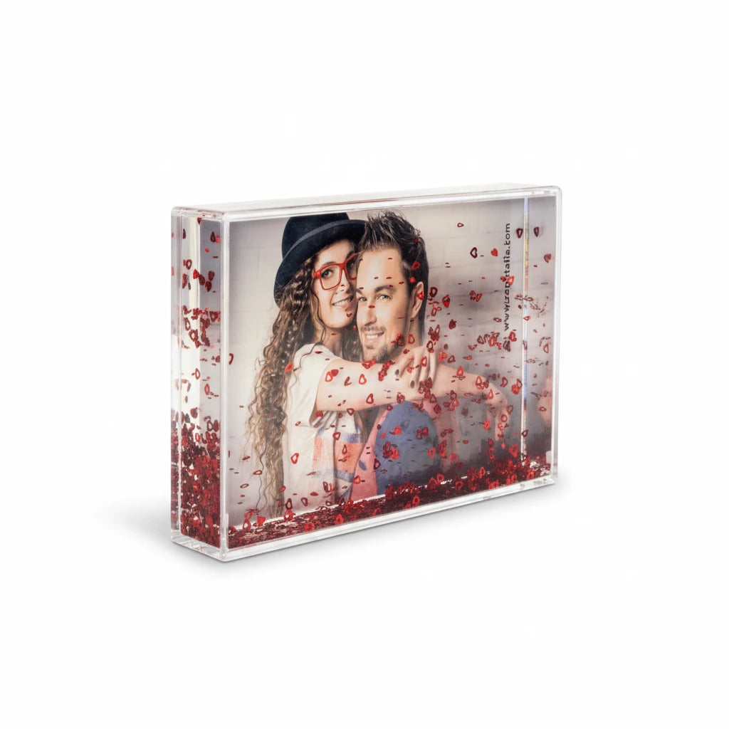 Cornice rettangolare FotoGrafica 10x15 con liquido e glitter rossi a forma di cuore per foto personalizzata