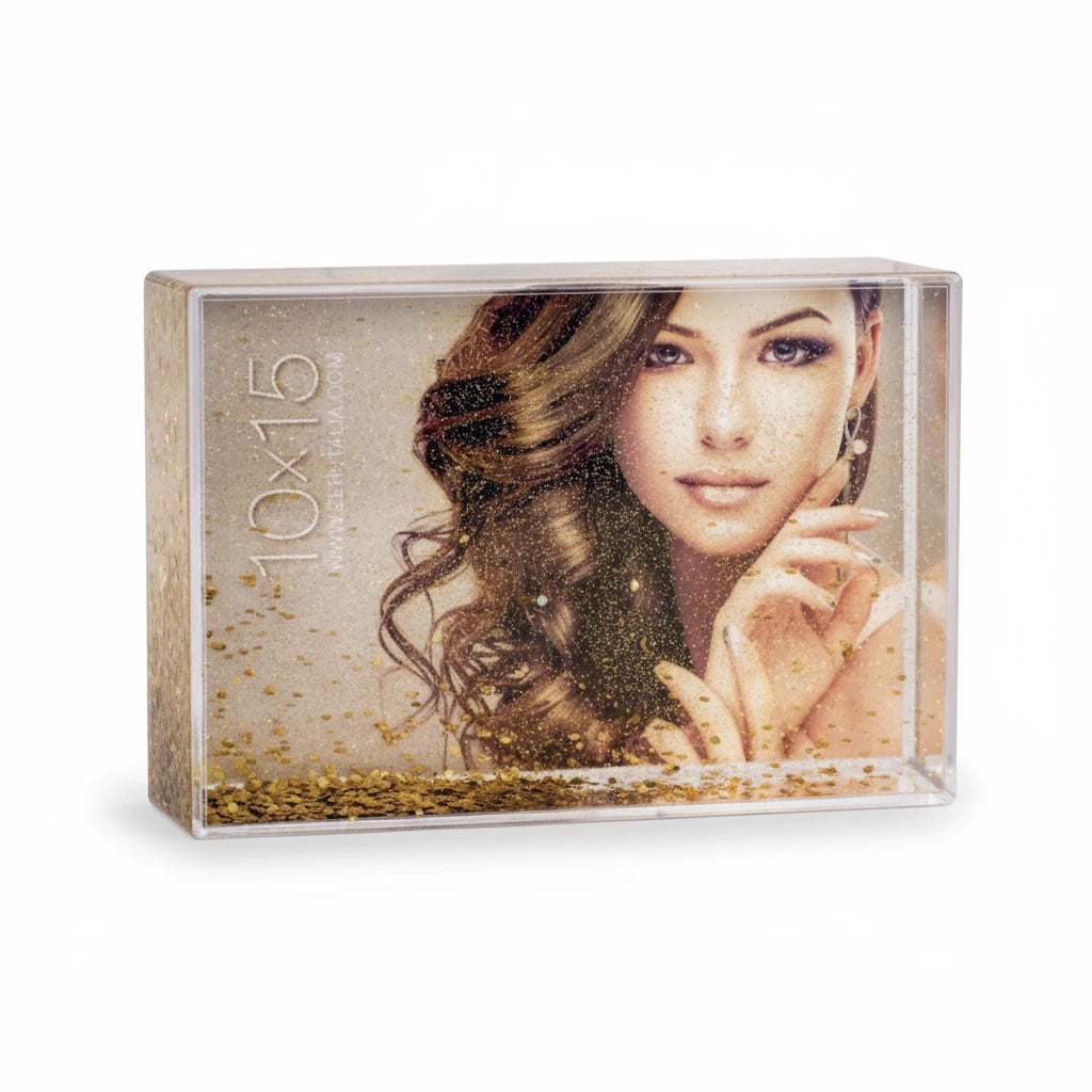 Cornice rettangolare FotoGrafica 10x15 con liquido e glitter dorati in movimento per foto personalizzata