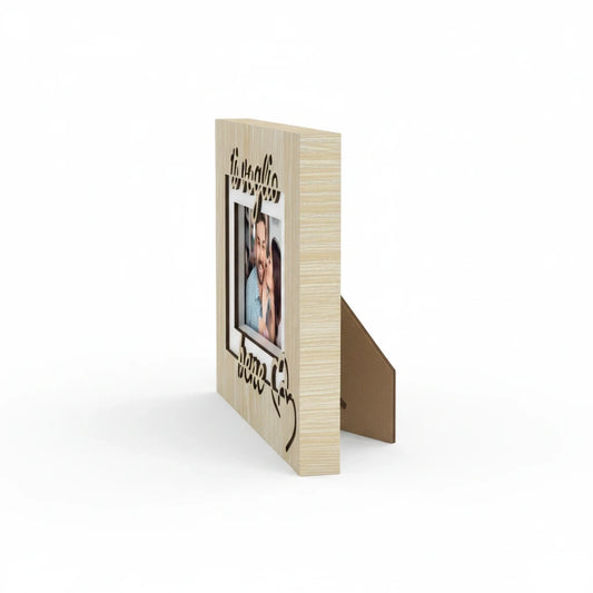 Cornice da tavolo FotoGrafica in legno chiaro con scritta Love, design romantico per foto di coppia