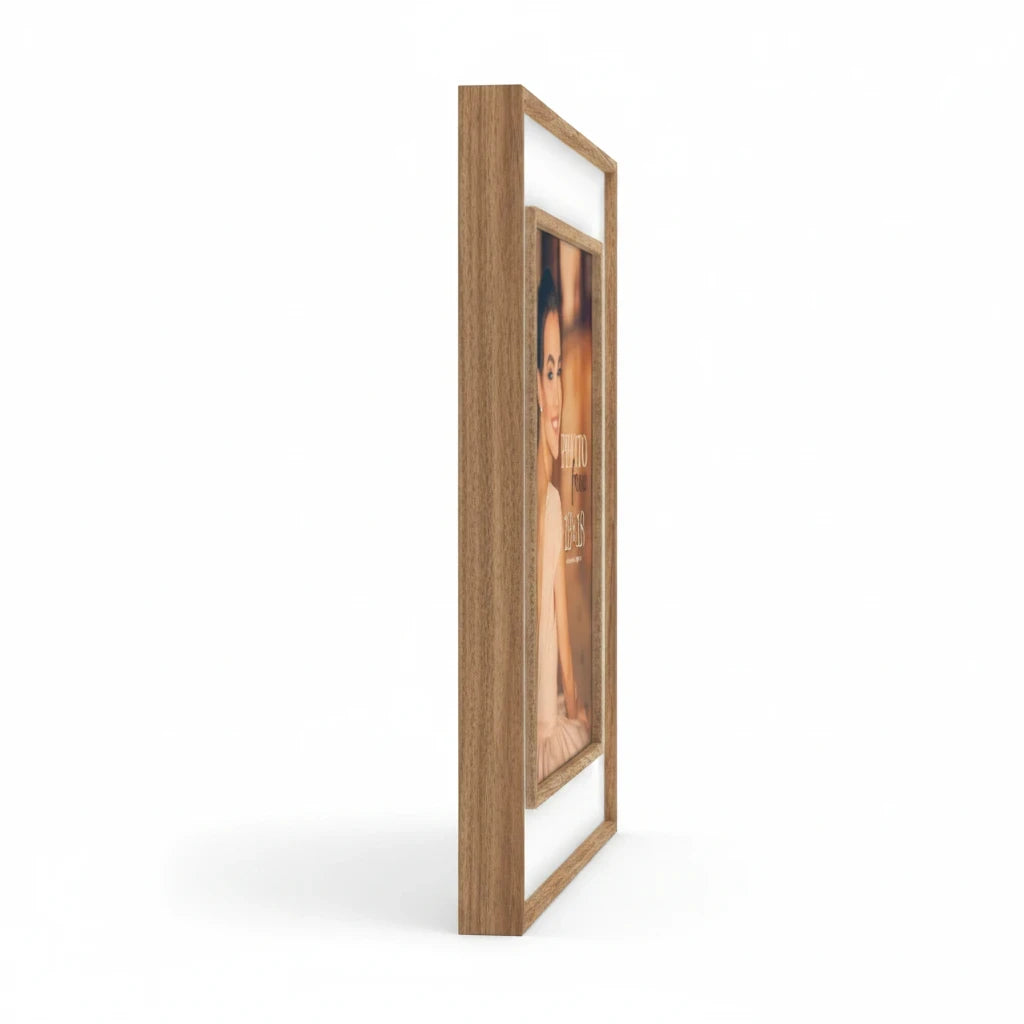 Cornice portafoto da tavolo FotoGrafica in legno naturale con design elegante e profilo laterale