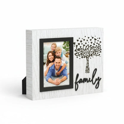 Cornice da tavolo FotoGrafica in legno bianco con albero decorativo, scritta family e portafoto nero per famiglia