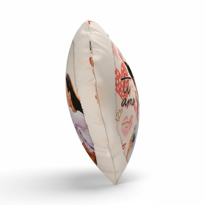 Cuscino a forma di cuore FotoGrafica personalizzato con foto e scritta romantica Ti amo su sfondo bianco