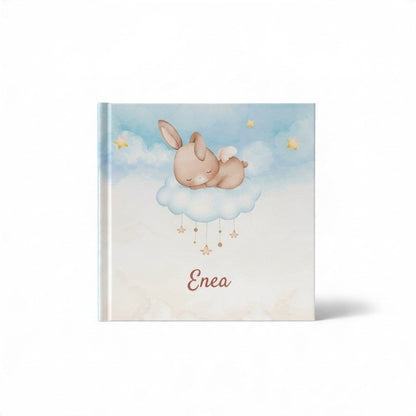 Fotolibro FotoGrafica con copertina rigida personalizzata, illustrazione acquerello di coniglietto su nuvola e stelle
