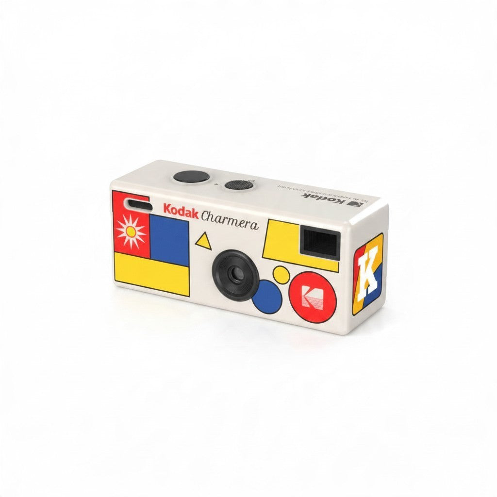 Fotocamera digitale portachiavi FotoGrafica Kodak Charmera con design geometrico colorato in stile vintage