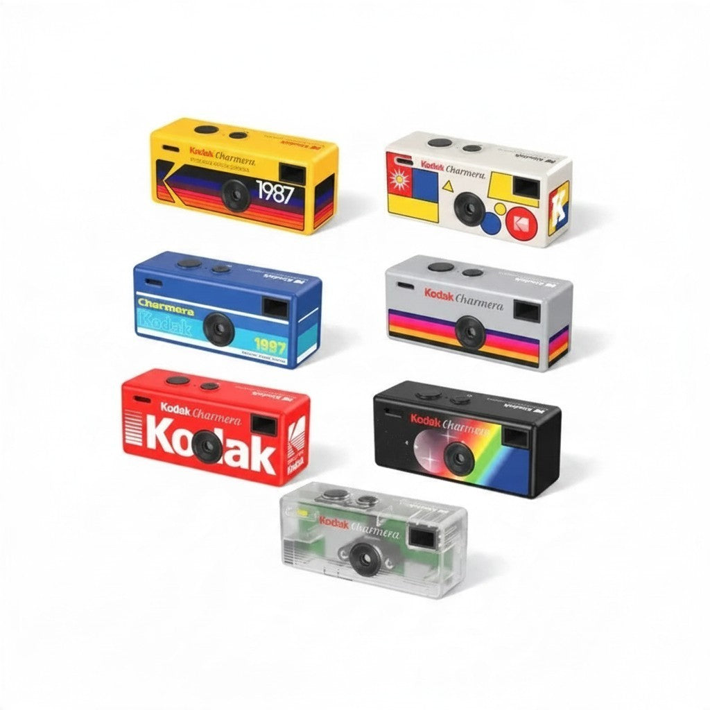 Collezione di fotocamere digitali portachiavi FotoGrafica Kodak Charmera in vari colori e design vintage
