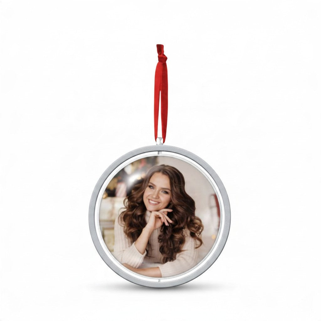 Pallina di Natale portafoto FotoGrafica Christmas Twist Big Silver 10x10 cm con nastro rosso per albero