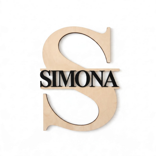 Scritta nome personalizzata FotoGrafica in legno chiaro con lettere nere per decorazione parete