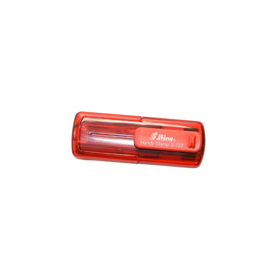 Timbro autoinchiostrante tascabile Shiny rosso di FotoGrafica, ideale per documenti aziendali e uso professionale.