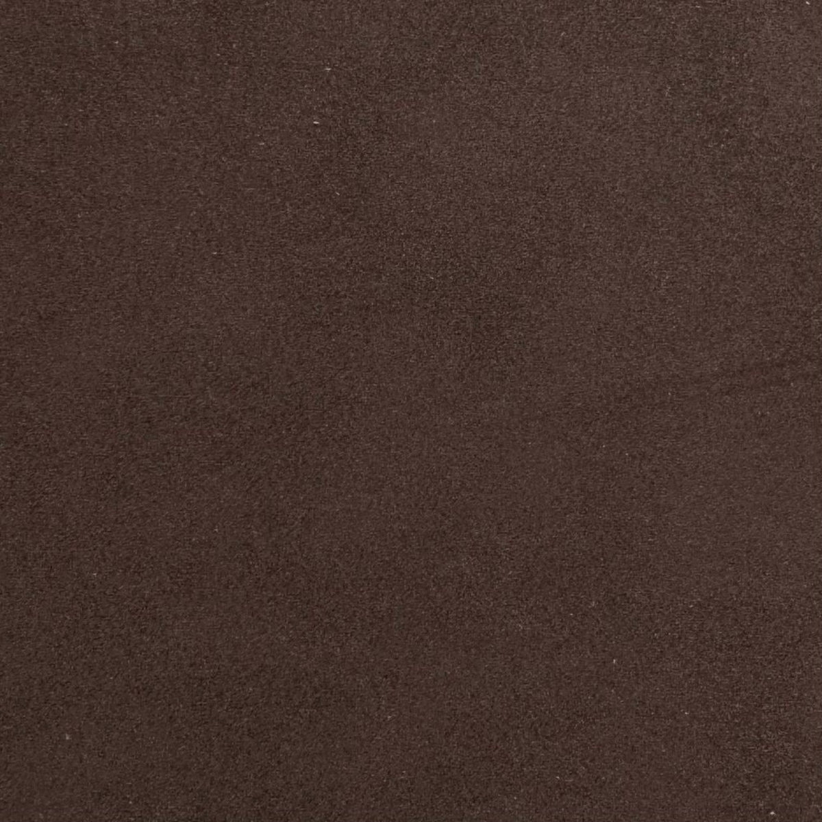 Dettaglio della texture in camoscio marrone scuro della copertina del fotolibro Sweet Book di FotoGrafica