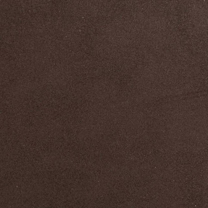 Dettaglio della texture in camoscio marrone scuro della copertina del fotolibro Sweet Book di FotoGrafica