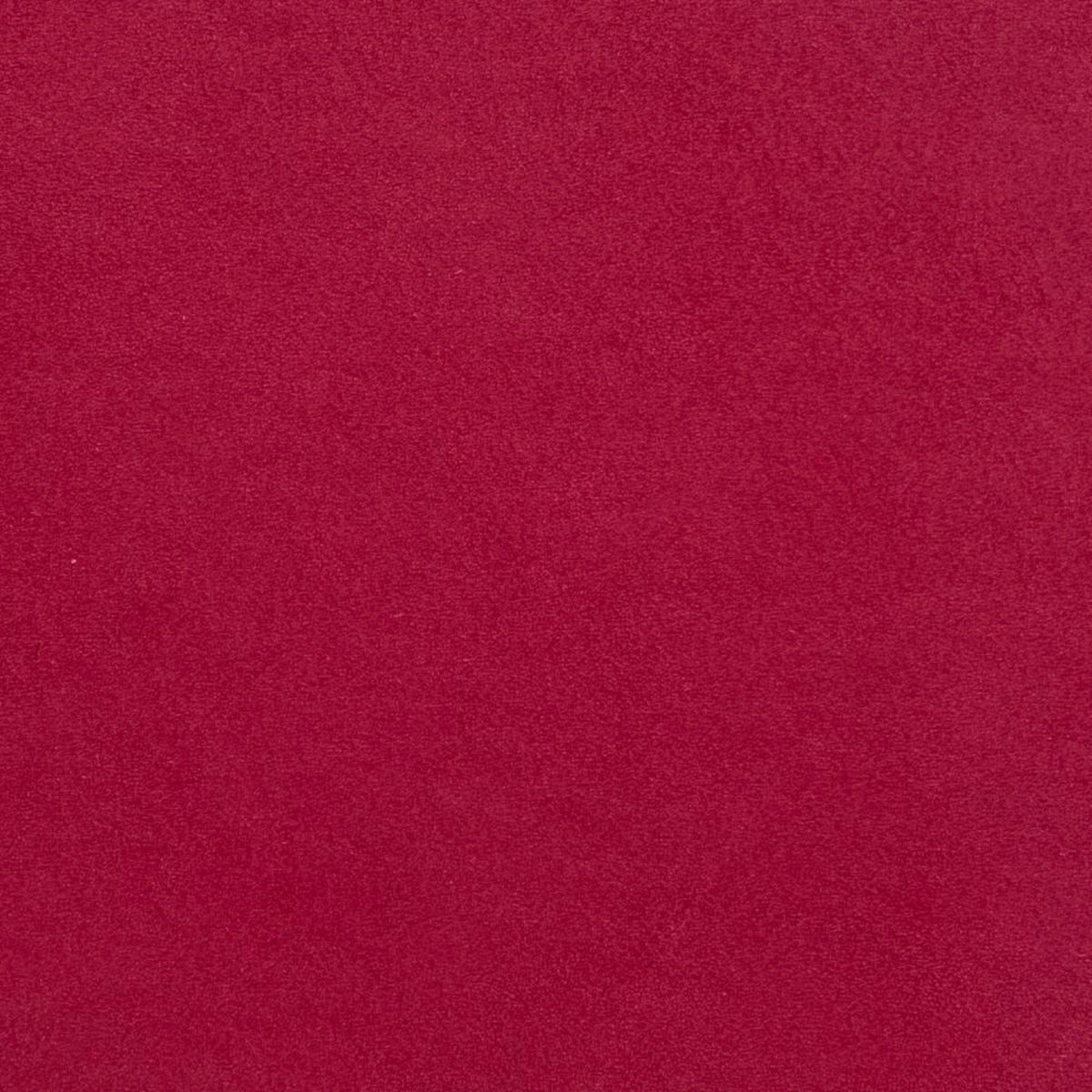 Dettaglio della texture in velluto rosso intenso della copertina del fotolibro Sweet Book di FotoGrafica